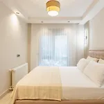 Los Suites Apartament *